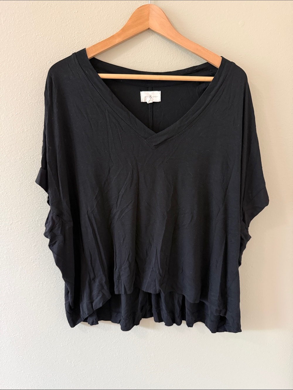Relaxed Black V-Neck Short Sleeve Women’s Top